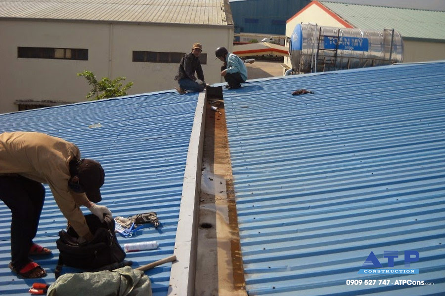 5 thao tác căn bản xác định khi nhà xưởng dột mùa mưa